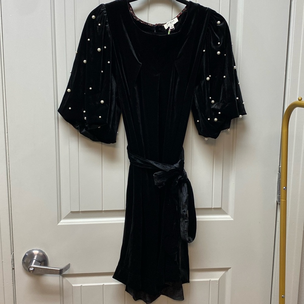 NWT Umgee Black Velvet Beaded Pearl Puff Sleeve Party Holiday Christmas Dress